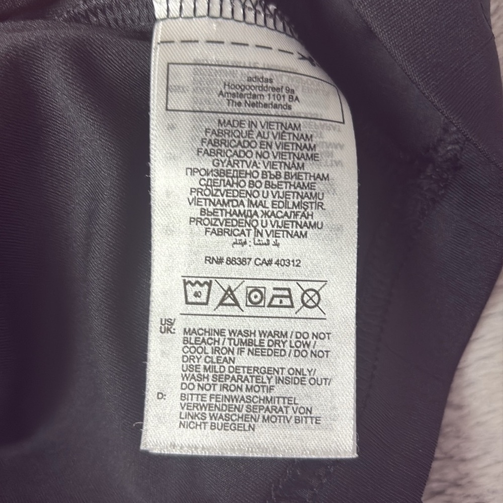 Adidas Women's Tiro 3-Stripes Long Sleeve Tee Cropped‎ Sporty Blokecore Spring S - Picture 9 of 13